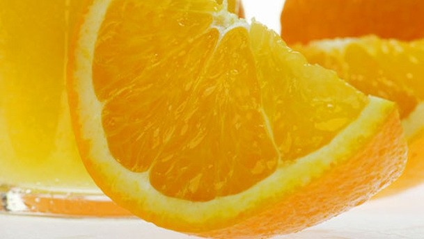 PepsiCo: A whole peeled orange has around 3g fiber, whereas an 8oz glass of not-from-concentrate orange juice may contain less than 1g fiber