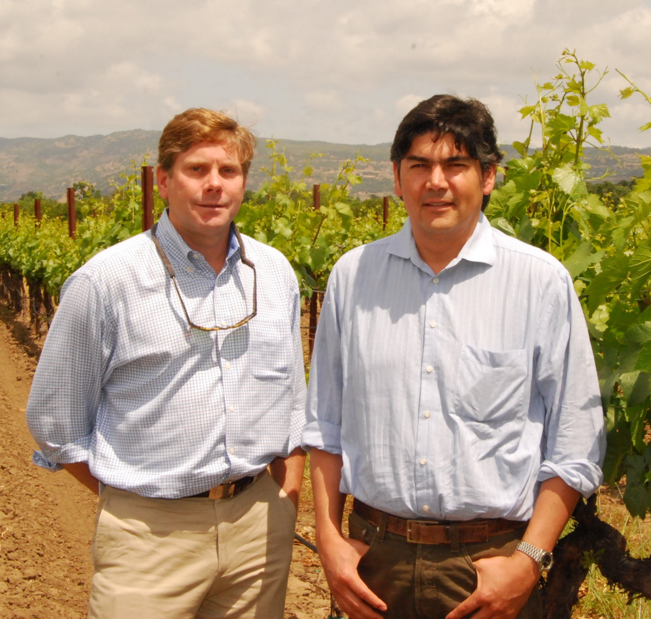 President-Jim-Bear-Dyke-Jr-and-Winemaker-Gustavo-Gonzalez-2.jpg