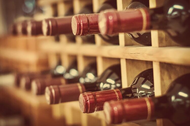 Changing course: Wine struggles in ecommerce, battles ‘Amazon effect’  