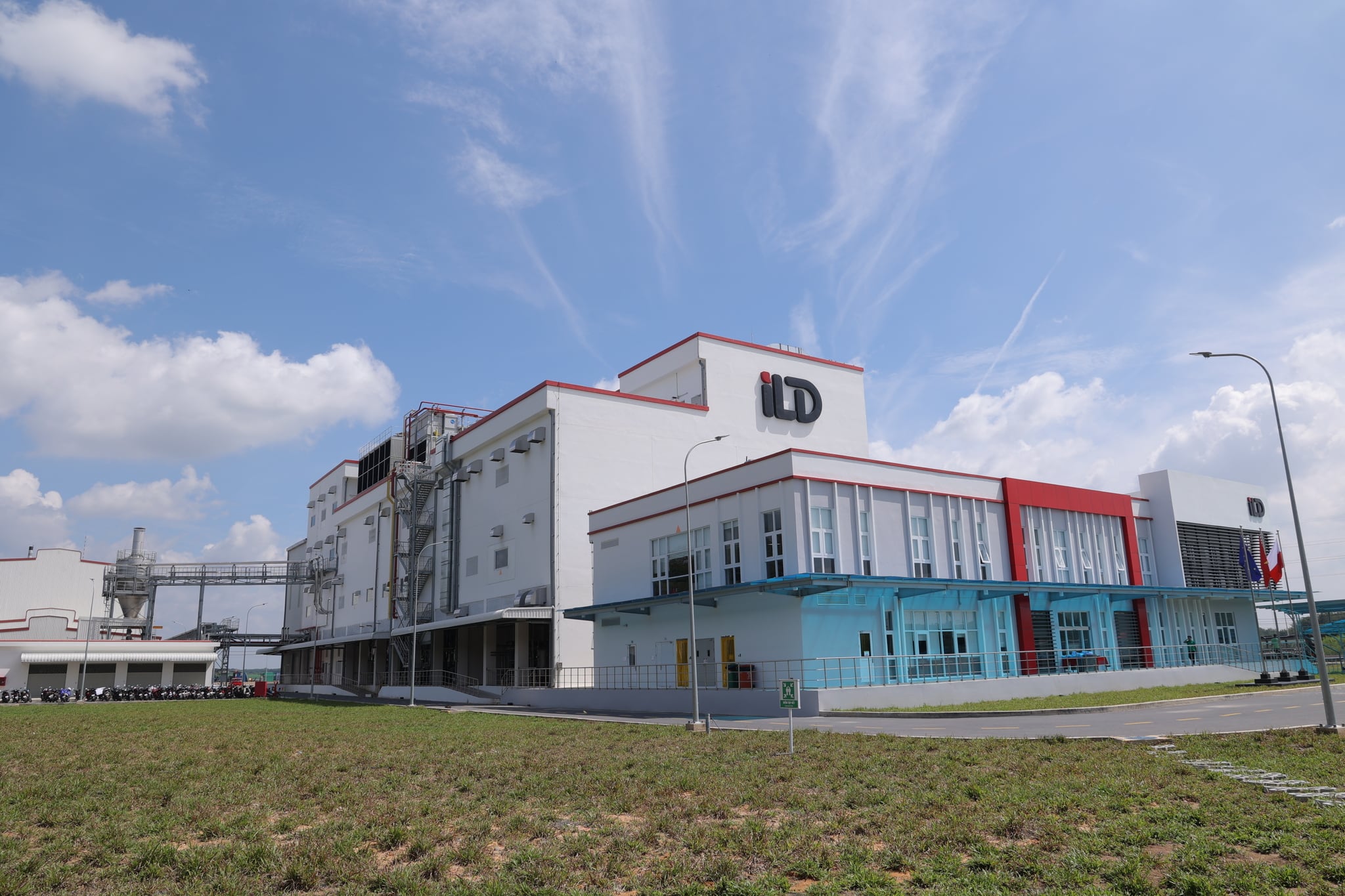 Louis-Dreyfus-Company-inaugurates-instant-coffee-facility-in-Vietnam.jpg