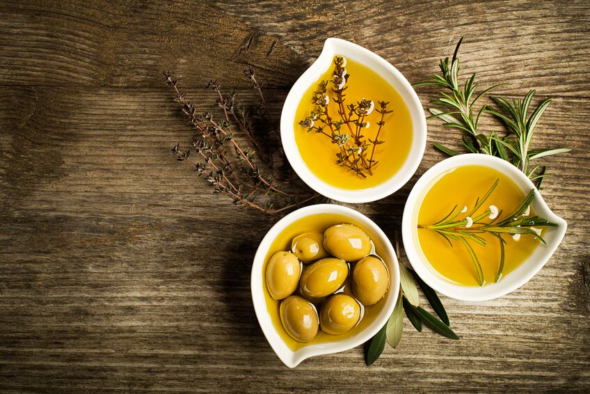 olive-olive-oil-med-diet-polyphenols-iStock-dulezidar.jpg
