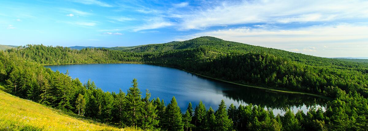 Naturally-alkaline-volcanic-mineral-water-Inikin-by-Yili.jpg