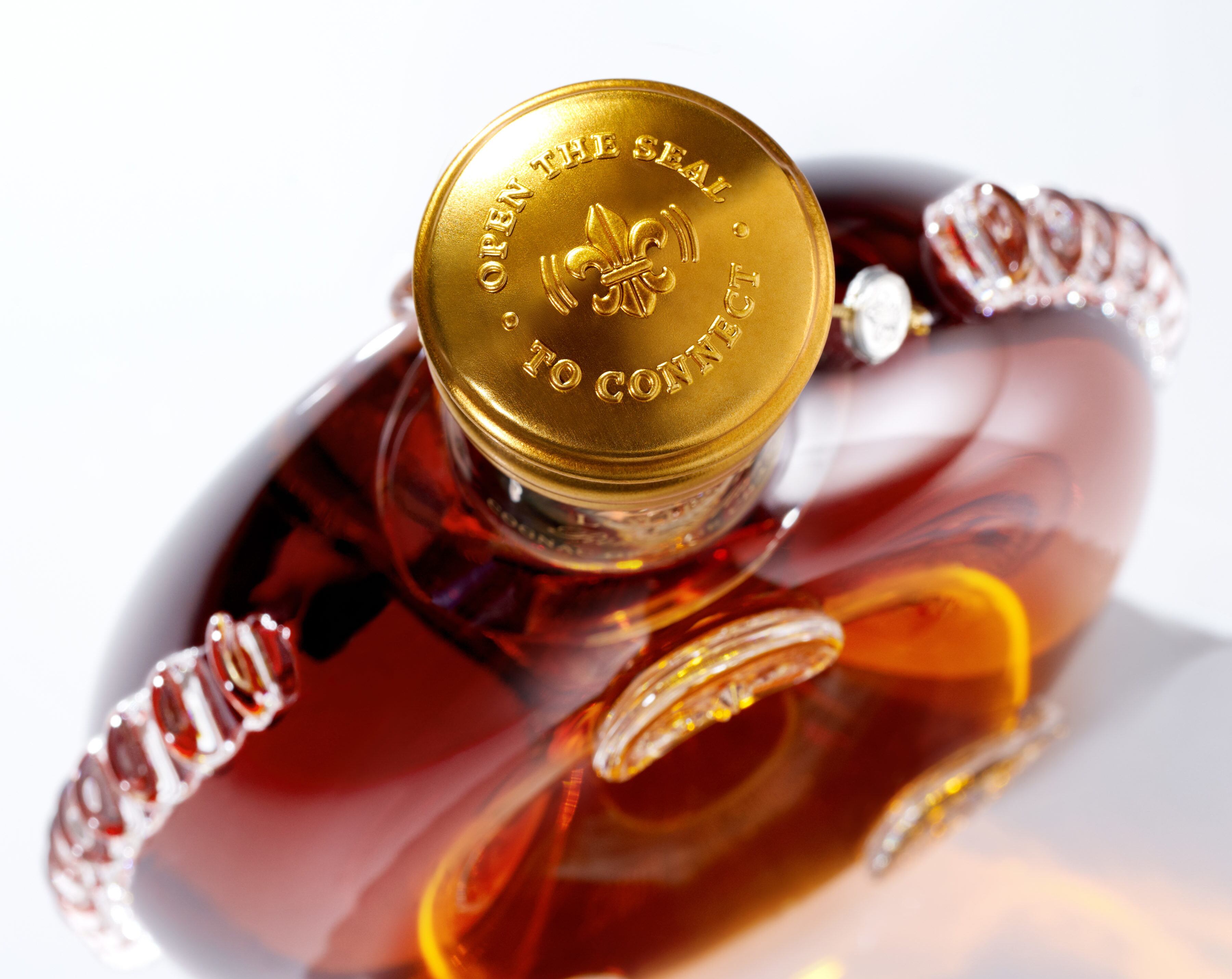 NXP partners with Rémy Cointreau to launch Louis XIII smart decanter 