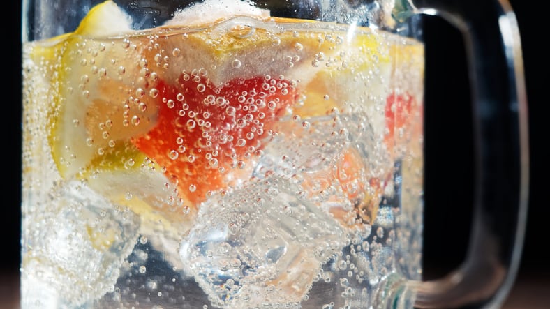 Sparkling-shift-Coca-Cola-Hellenic-tracks-growth-of-no-and-low-calorie-beverages.jpg