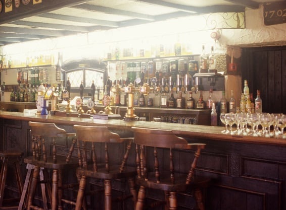 scottish-bar-getty-kim-steele.jpg