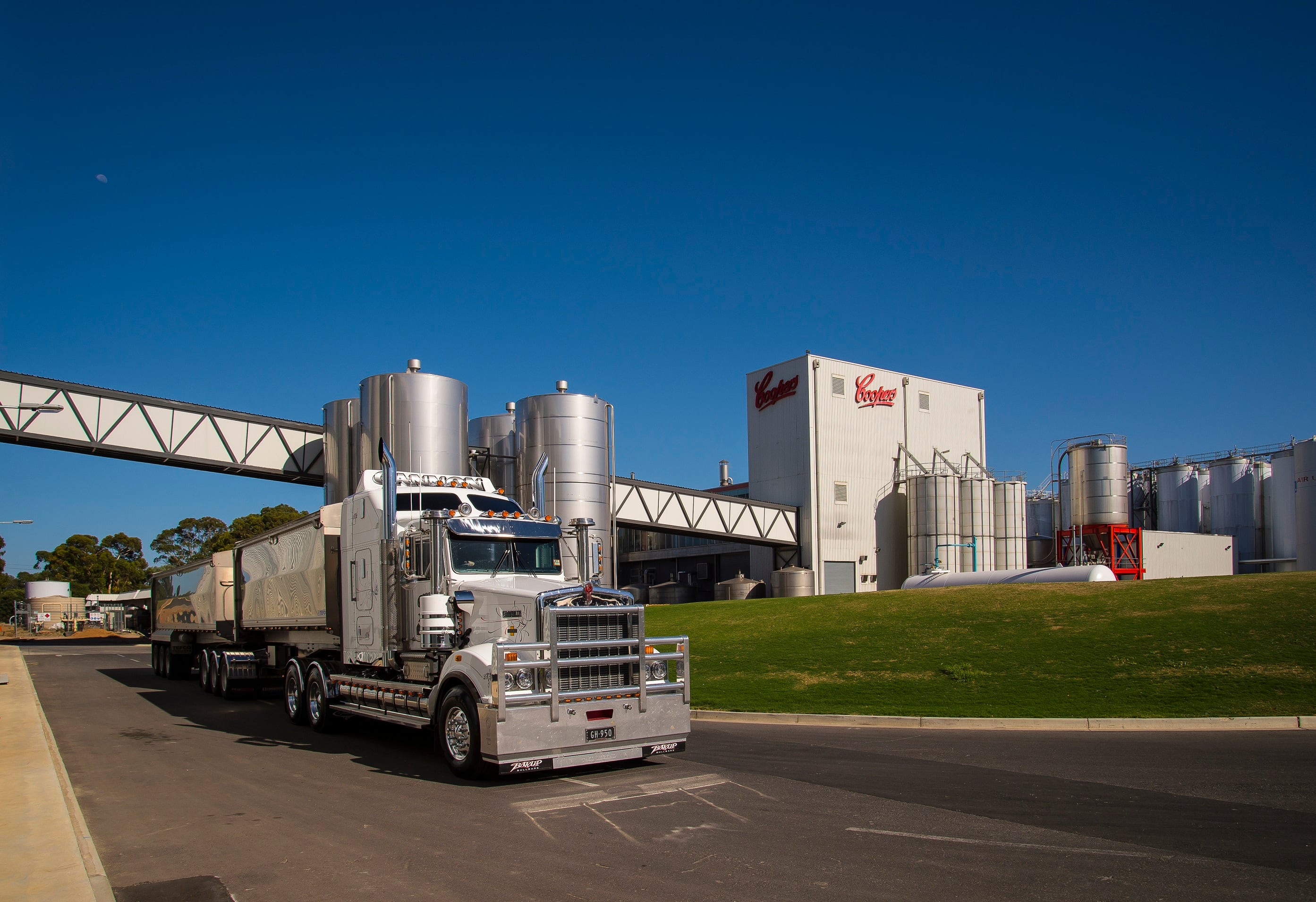 Australia’s only brewery malt house marks first year with eyes on Asia