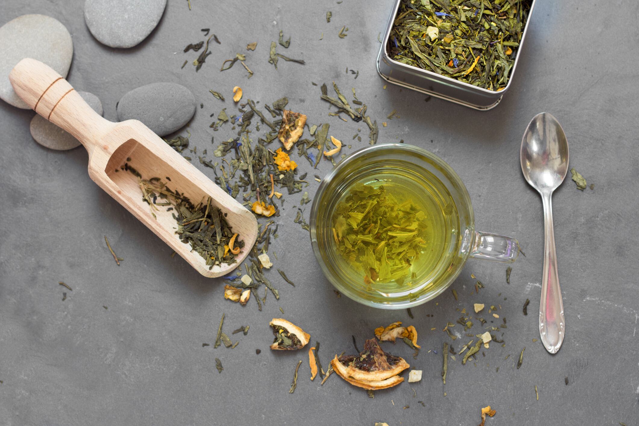Green-tea-vs-black-tea-Old-hands-question-science-when-it-comes-to-deciding-which-tea-has-the-most-health-benefits.jpg