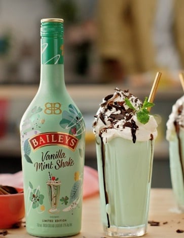 baileys-vanilla-mint-shake-inset.jpg