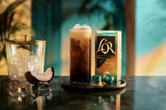 L’OR Coconut Iced coffee capsules pack.