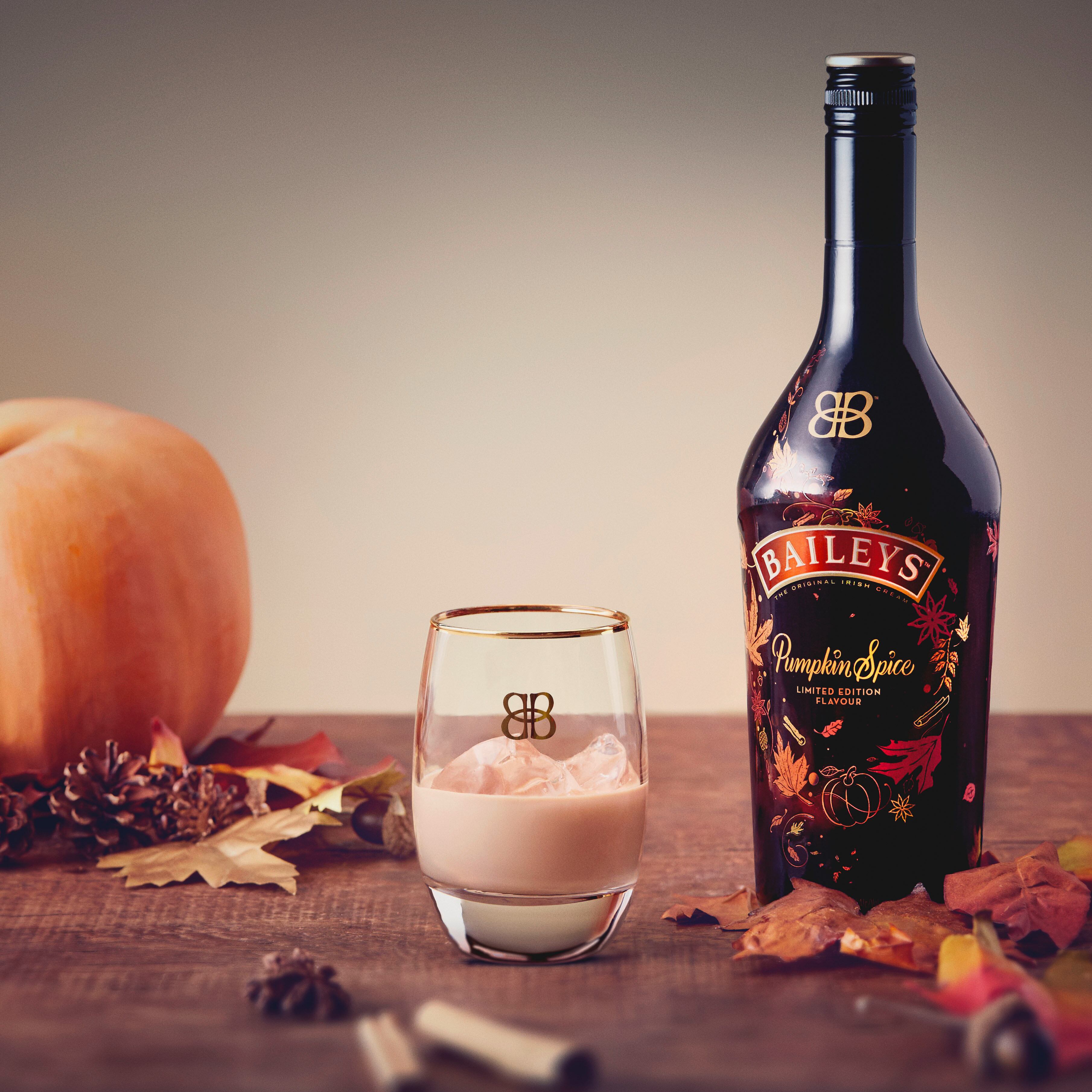 EUROPE-ONLY-Pumpkin-Spice-On-Ice.jpg