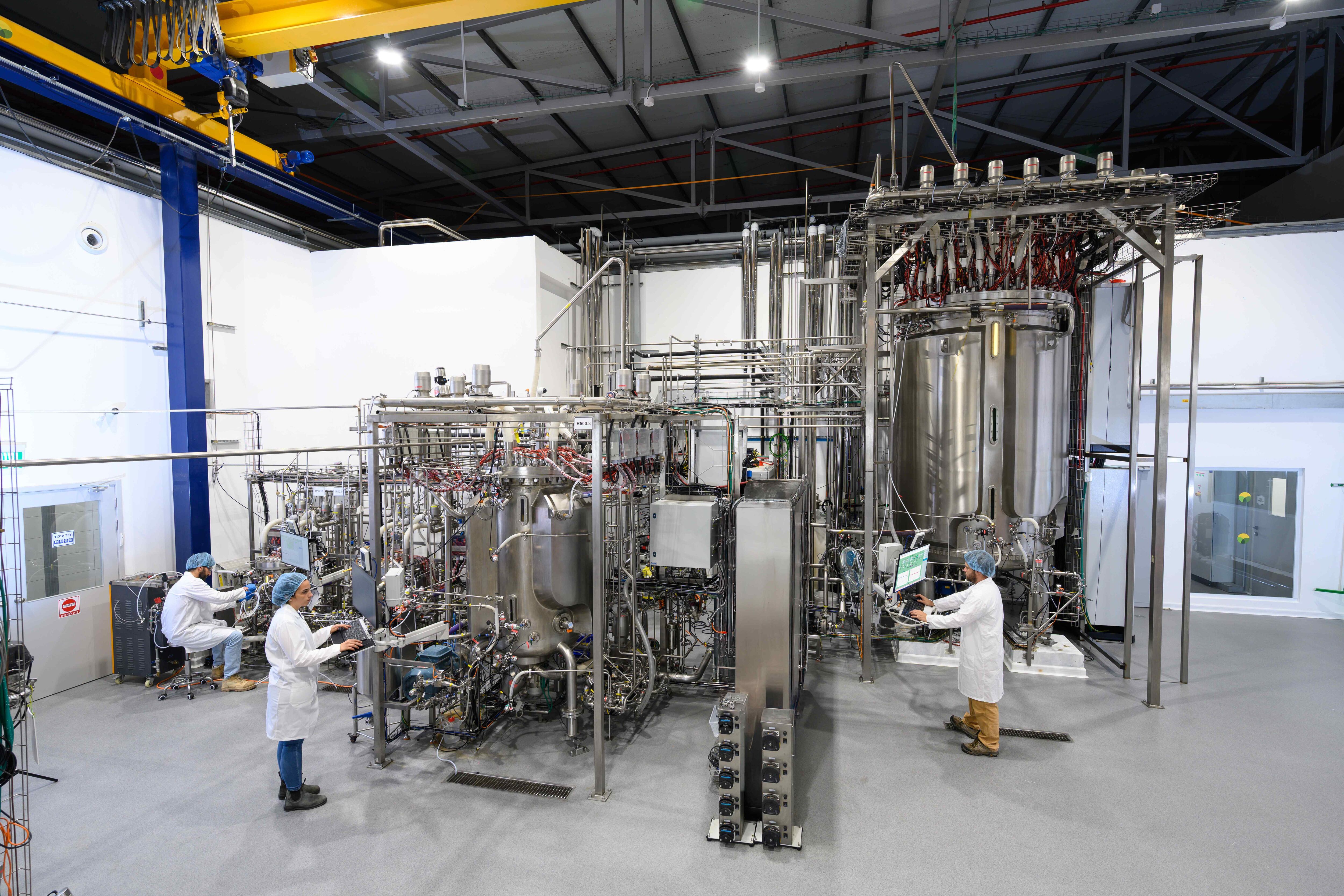 Brevel is using illuminated fermentation is being tested to boost coffee cell culture production.
