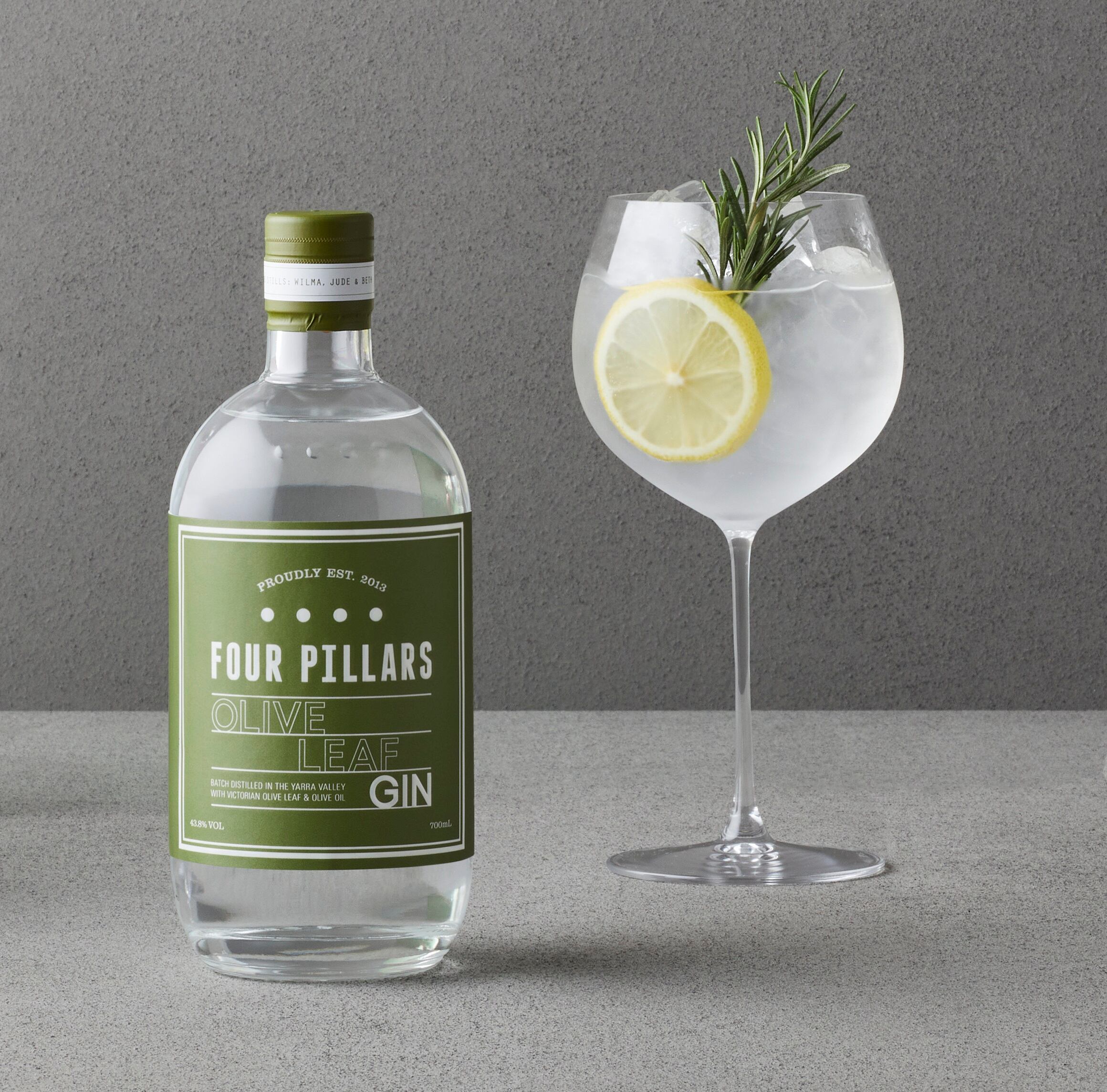 Olive-Leaf-Gin_Gintonic_Credit-Tomas-Fiml.jpg