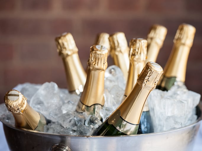 wine-getty-lostinbids.jpg