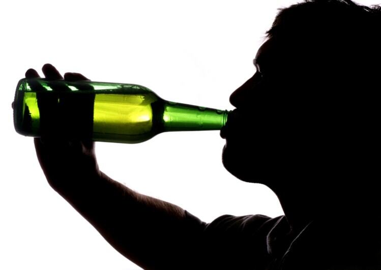 Binge drinking falls globally
