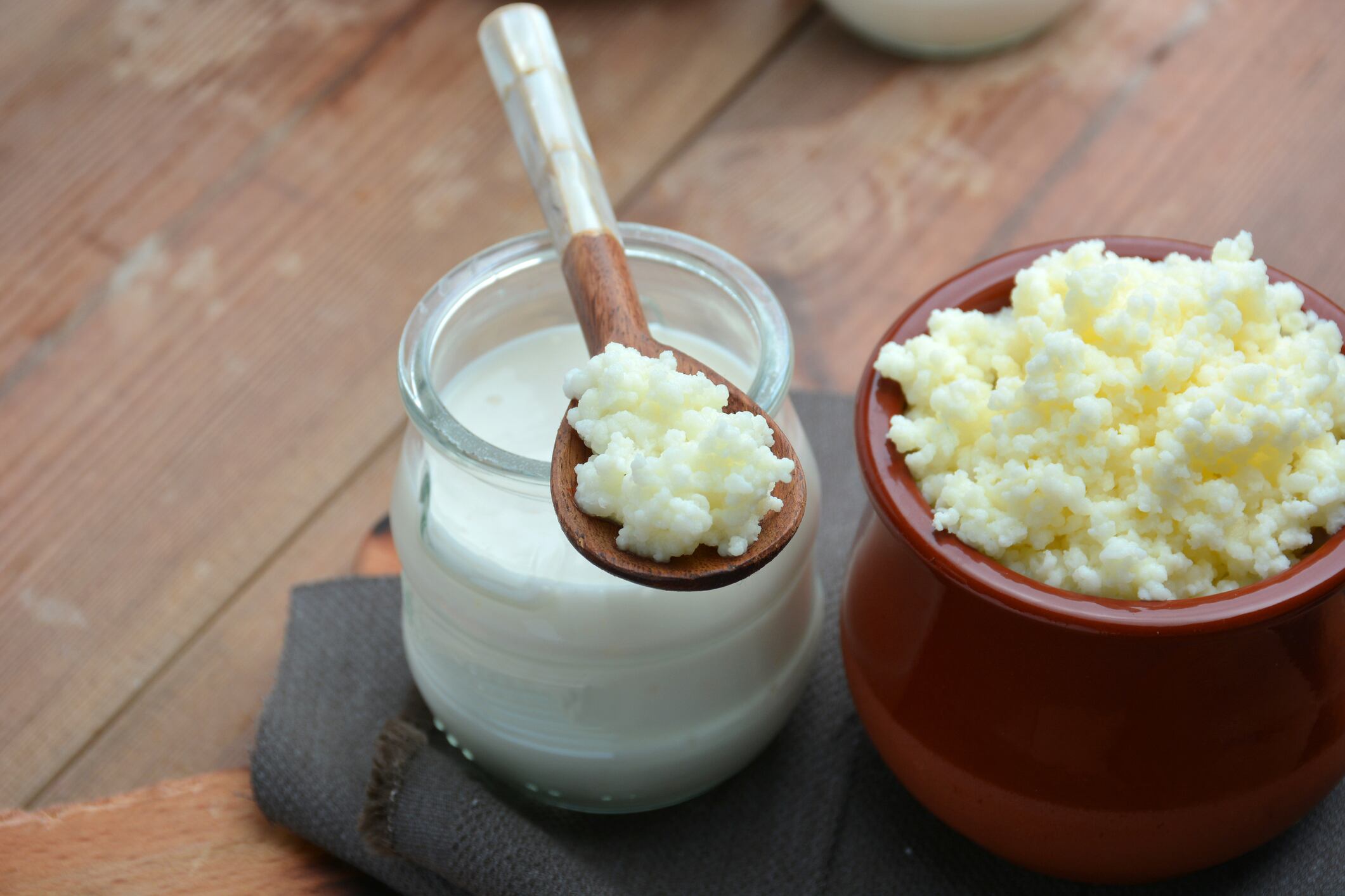 Kefir collaboration: Microbial teamwork makes the 'superfood' dream work