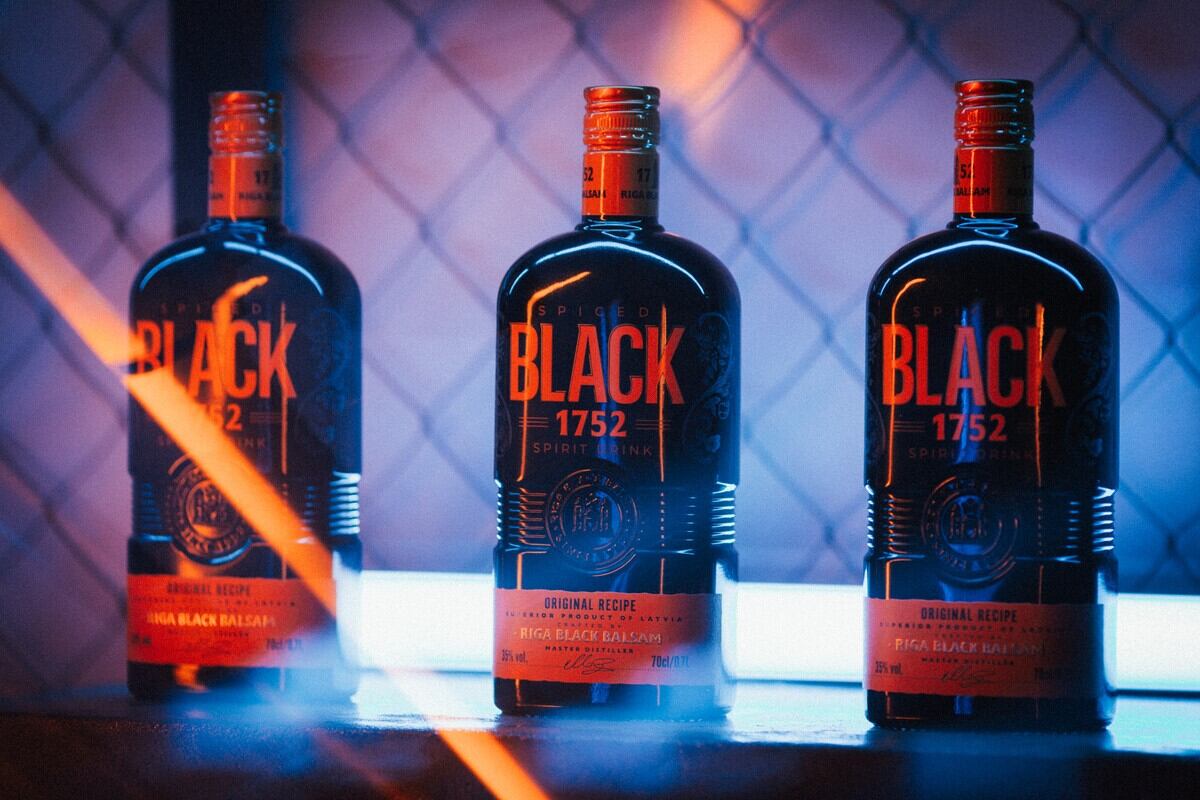 amber-beverage-black.jpg