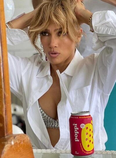 J-Lo-Poppi.jpg