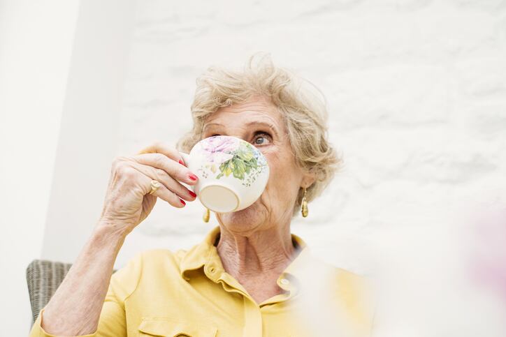 Coffee and tea drinking associated with reduced rates of stroke and dementia