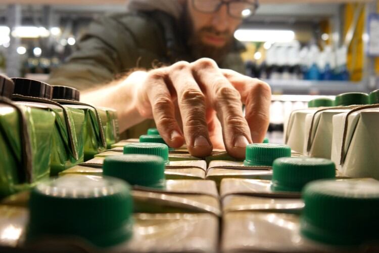 Fewer-than-10-of-UK-food-firms-prioritize-sustainability-as-supply-chain-woes-hinder-green-efforts.jpg