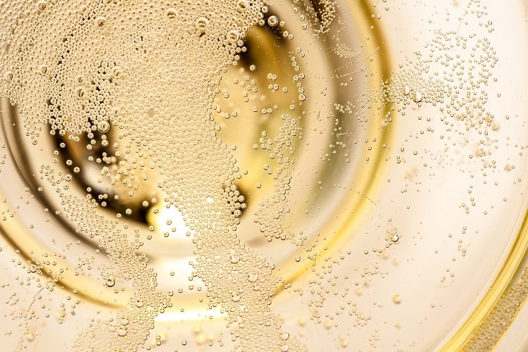 Italian-MEP-accuses-Prosecco-vending-machine-of-breaking-EU-law.jpg