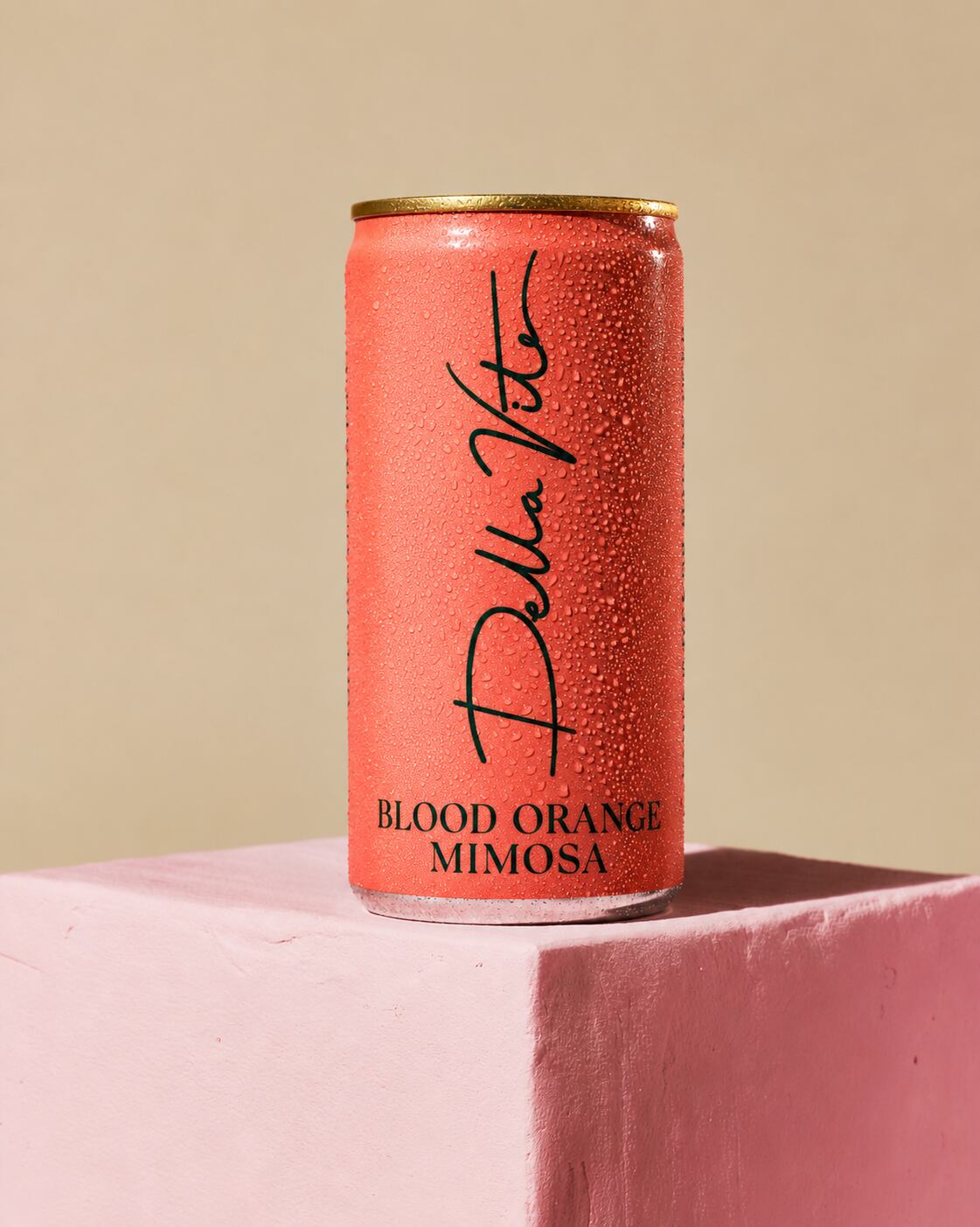 Can of Della Vite Mimosa Spritz.