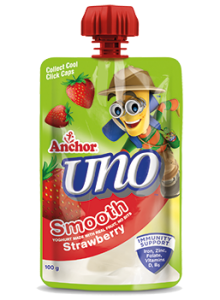 strawberry-uno-pouch