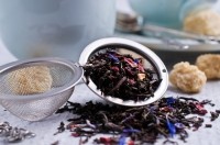 tea infusion botanical herbal zia_shusha iStock