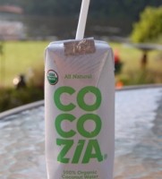cocozia-with-straw