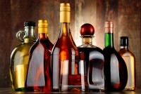 alcohol bottles - monticelllo