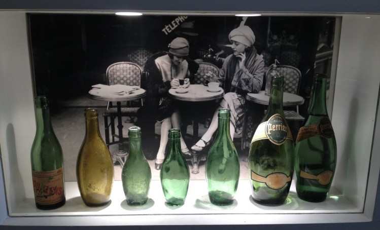 Perrier bottles: 1903-1948