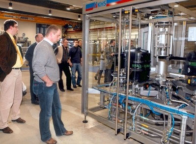 Brewers inspect the new Innokeg Till CombiKeg at a viewing day in Kriftel