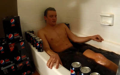 US man bathes in 300+ cans of ‘poppling’ Pepsi MAX