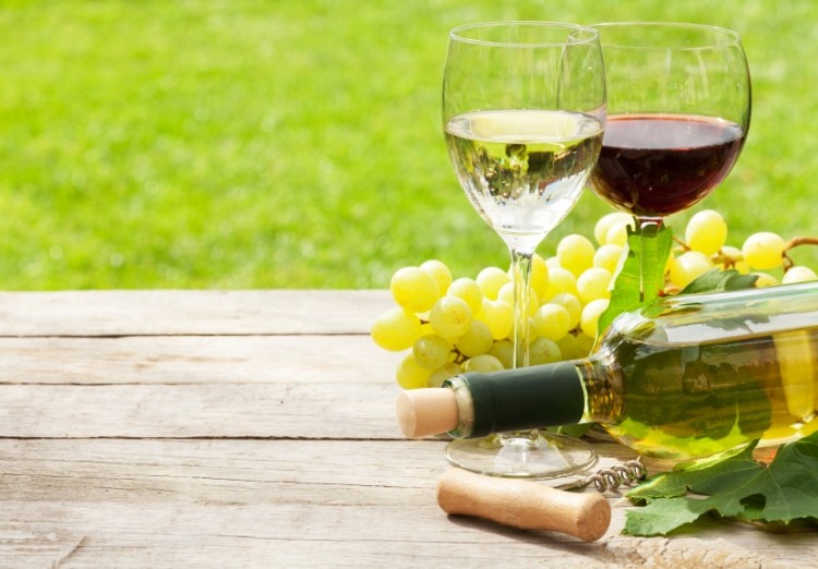 Taste, pricing and retail space: challenges for lower alcohol wines. Pic: iStock / karandaev
