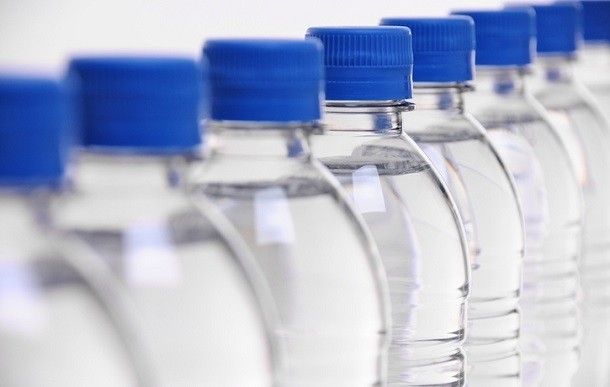 The gap between bottled water and CSDs will likely continue to widen through 2020, says BMC. ©iStock/scanrail