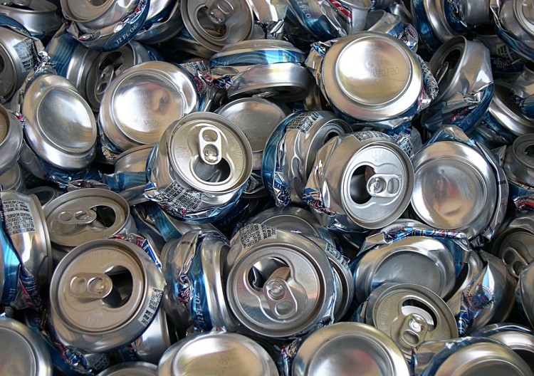 The beverage industry has urged President Trump to exempt aluminum food and beverage packaging from the tariff. ©GettyImages/Myke EL K