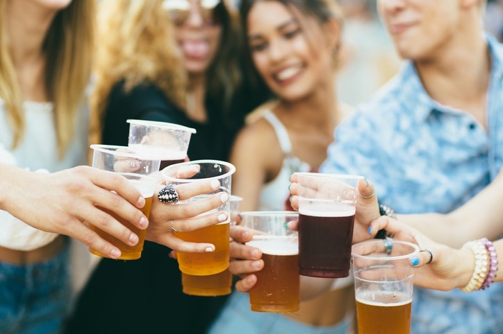 Gen Z wants to consume and share beverages online that are in line with their own personal brand. Pic: Getty/Astarot