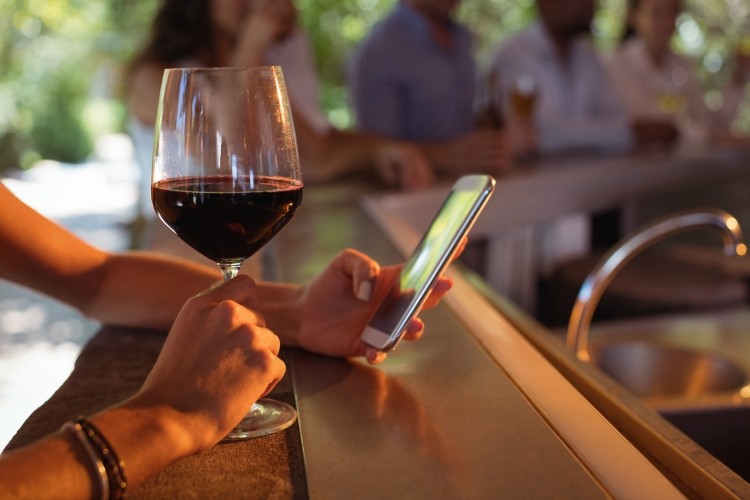 If apps can provide a wealth of information about wine, then why bother remembering anything? Pic:getty/wavebreakmedia