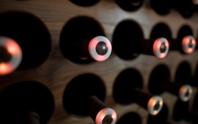 Sommely's wireless Bluetooth system aided with LED color-coding lights allows users to track their wine inventory in a visual and social way. 