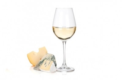 The study examines the sensory perception of four wines consumed by test participants both with and without four types of cheese. ©iStock/Evgeny Karandaev