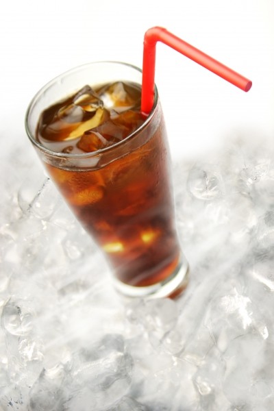 Iced tea contains a high level of oxalate, which can increase the risk of kidney stones, warns Milner.